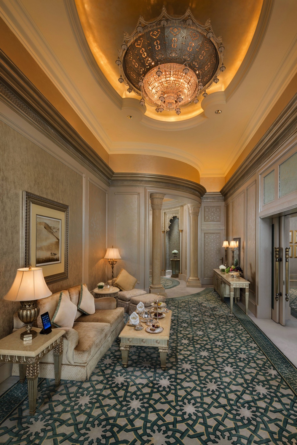 Emirates Palace Three Bedroom Palace Suite Lounge